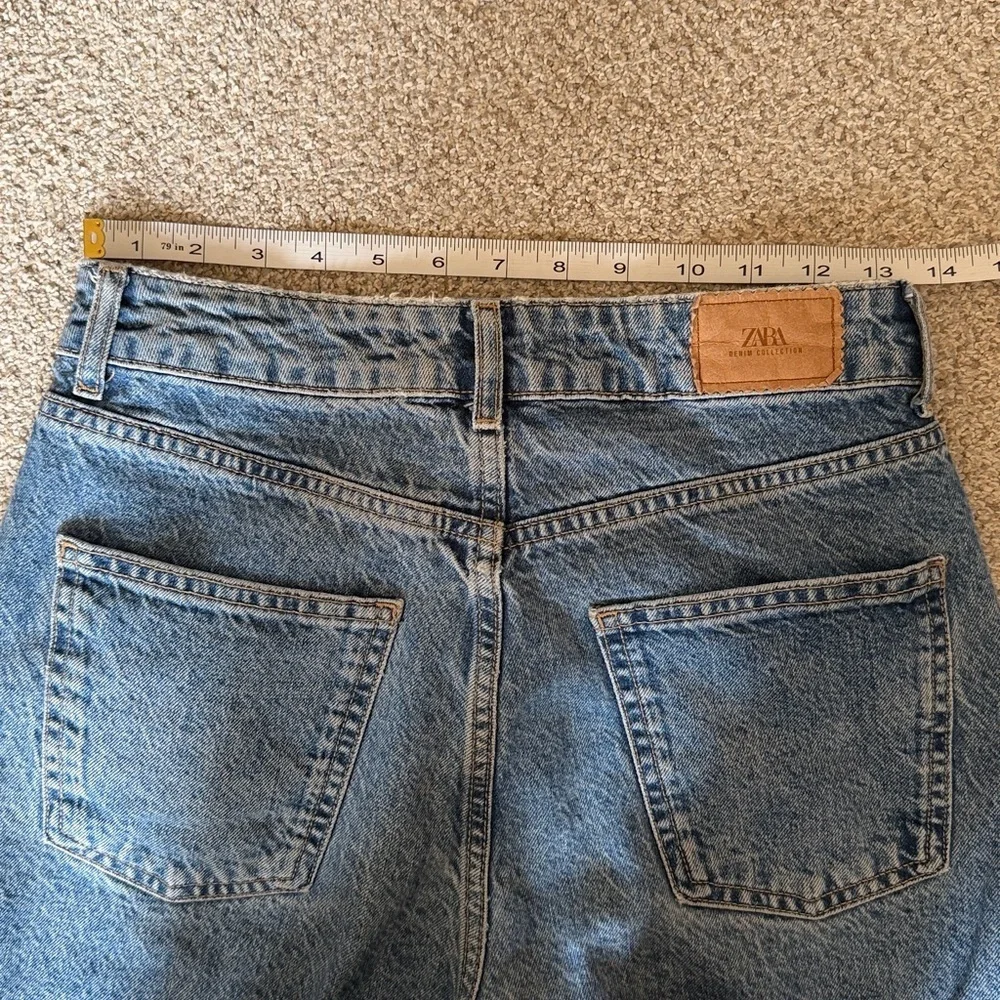 Zara Women’s Classic High-Rise Mom Fit Women's Blue Jeans